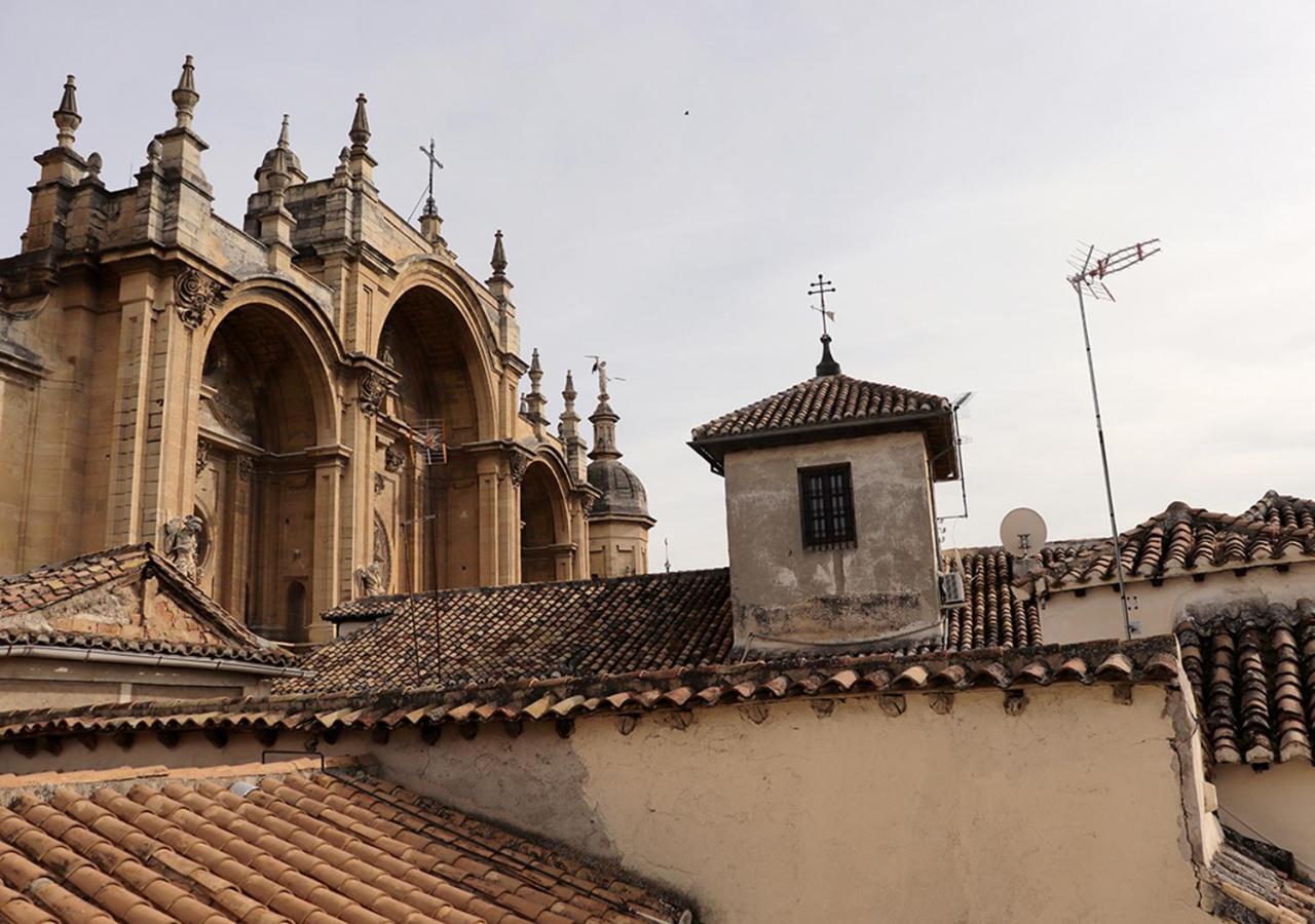 The Suits Catedral Granada Bagian luar foto
